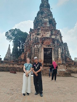 ลูกค้าต่างชาติขอให้พาเที่ยวชมวัดต่างๆในอยุธยา